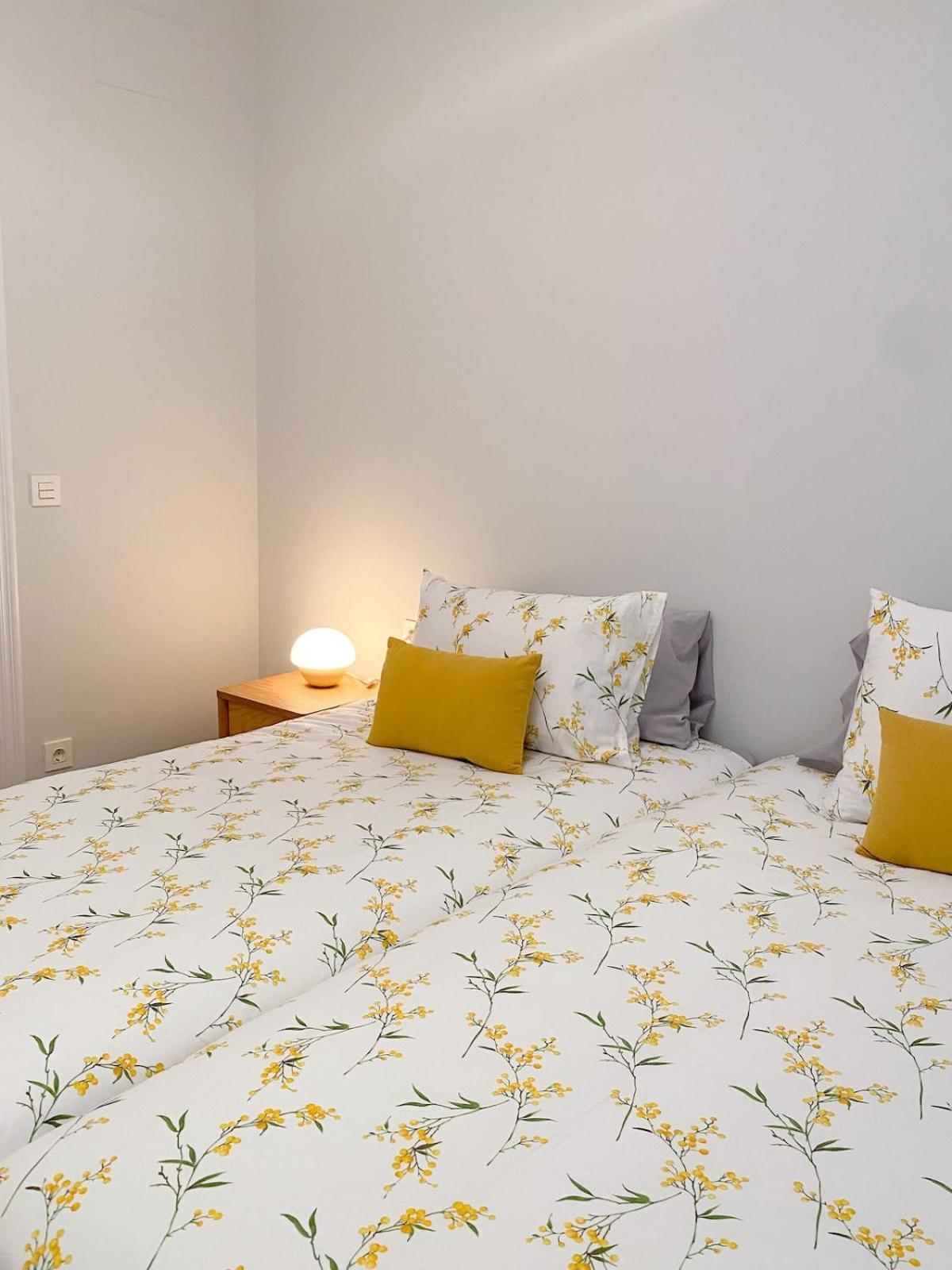 Comfortable Modern Escape 4 Bed 2 Bath San Sebastian