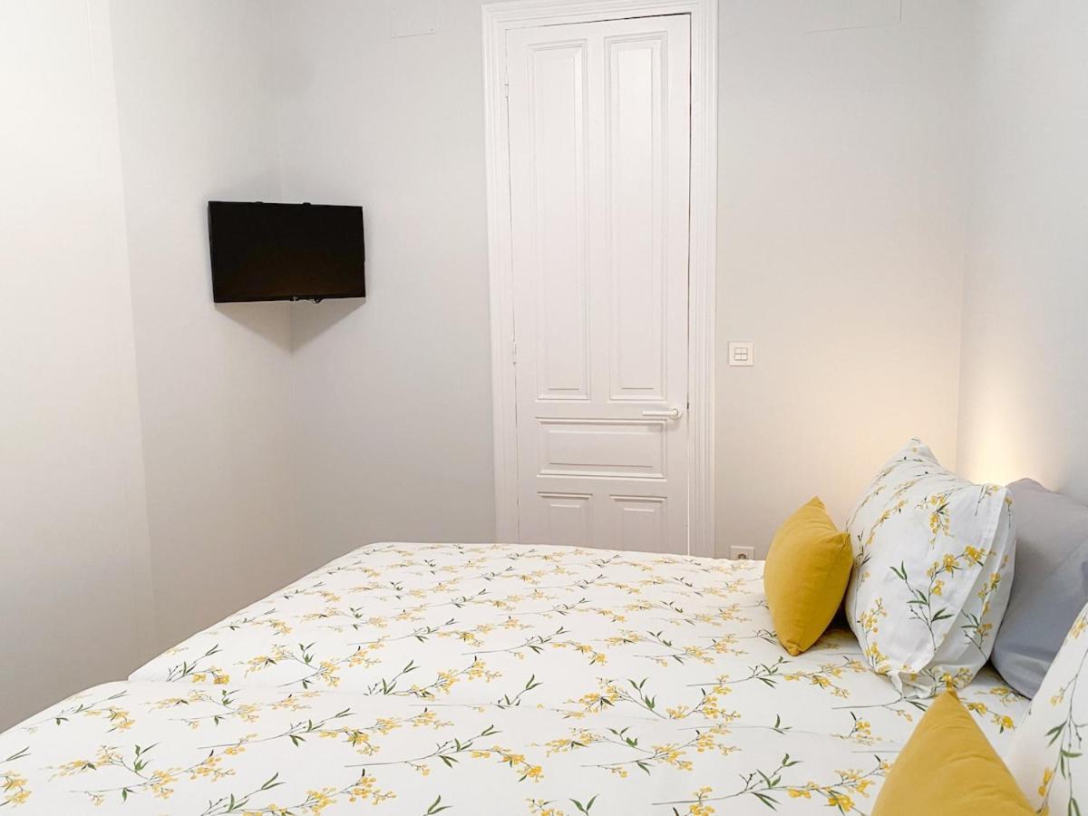 Apartment Comfortable Modern Escape 4 Bed 2 Bath